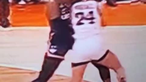 “Controversial Foul Call: UConn vs. Iowa | Final Four Drama”