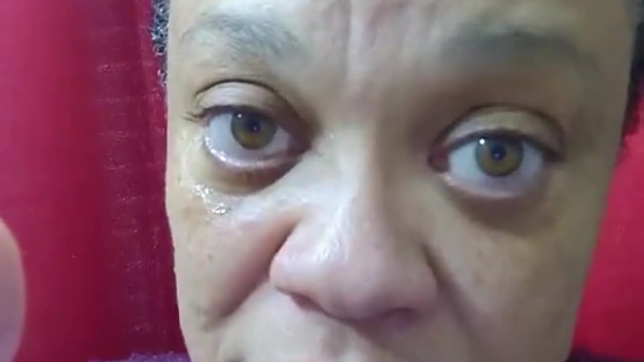 I’M TOO POOR TO BE A DEMOCRAT! Woman calls out Kamala Harris