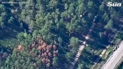 Ukrainian forces wipe out Russian military convoy using American HIMARS and Estonian drones!
