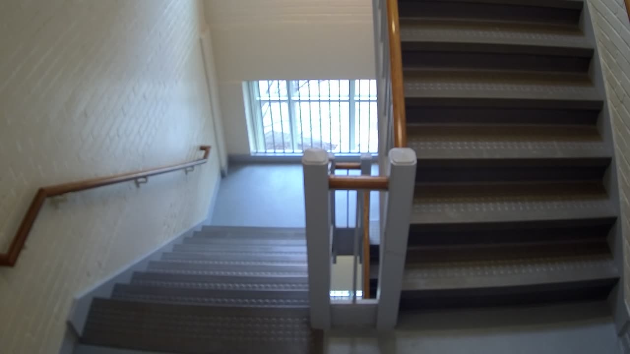 3896FHOB05Stair8_2021-01-06_15h19min03s063ms.mp4