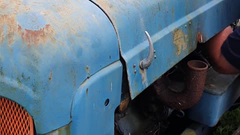 HOW TO FIX CHARGING ISSUE ON FORDSON POWER MAJOR