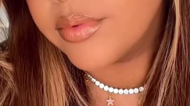 Caramel #lipcombo ✨🍂 #fallmakeup #makeupinspo #ombrelips #lipstickchallenge #fypシ #makeup #lipstick