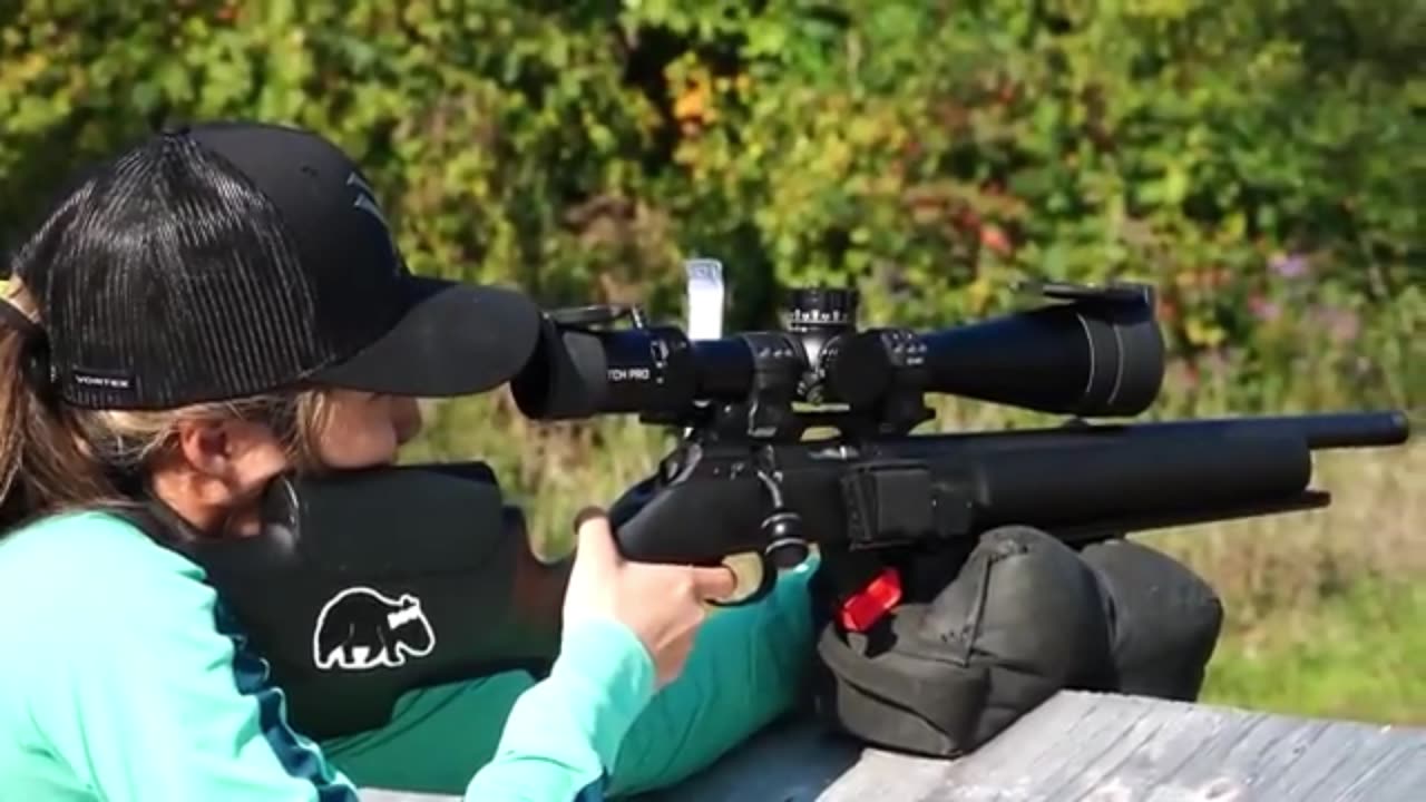 Experts Reveal the BEST Rifle Scopes in 2025 – Find Your Perfect Match!