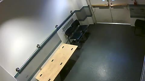 1657HQOB02PrisonerProcessingLobby_2021-01-05_16h20min01s287ms.mp4