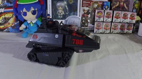 G.I. Joe Cobra H.I.S.S. with H.I.S.S. driver unboxing