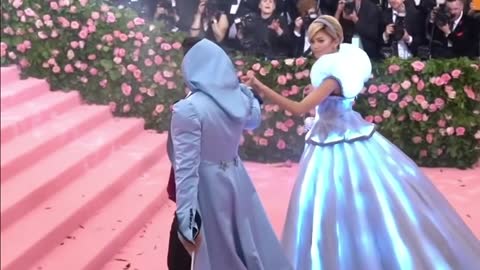 Cinderella - Light Up Dress Transformation 💥