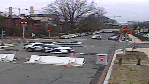 0753QSE00SCap-DSE_2021-01-06_08h20min01s123ms.mp4