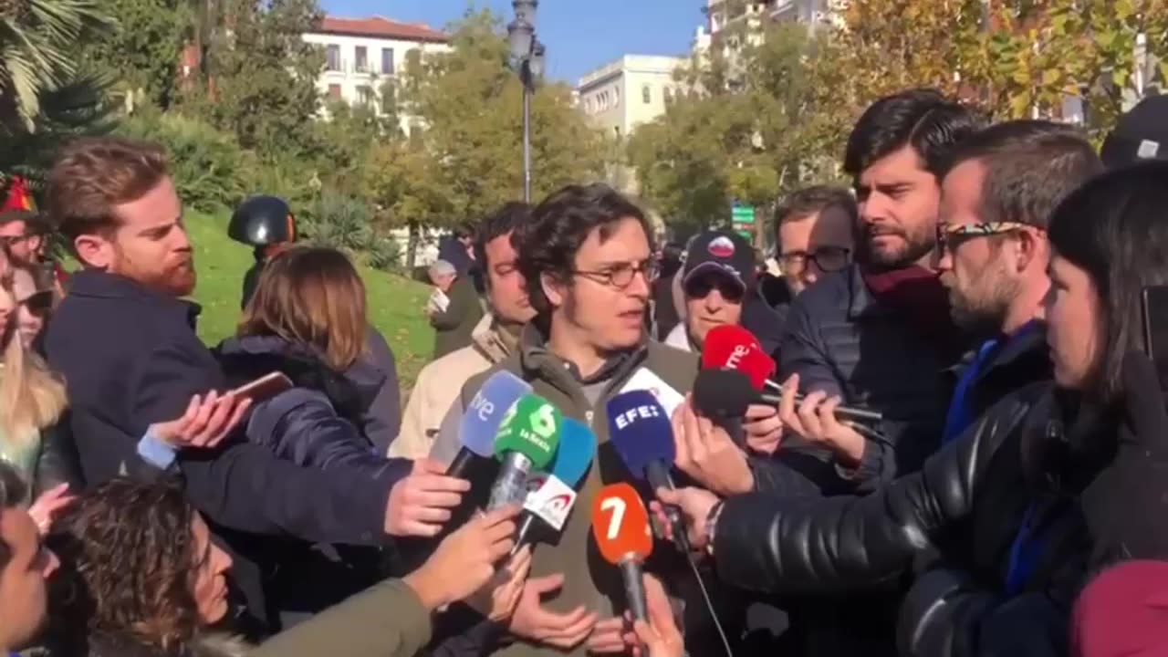 Figaredo: "Aquellos que pactan con el PSOE que se aparten"