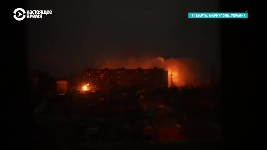 Russian tanks destroy Mariupol. War in Ukraine