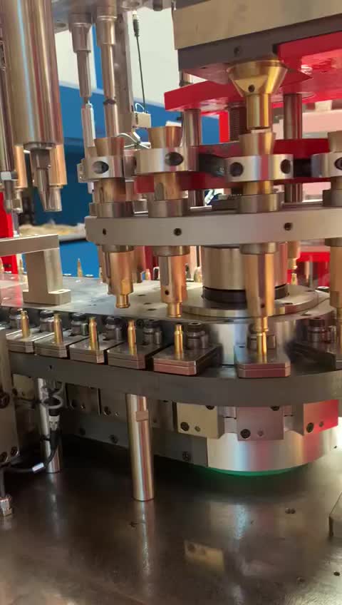 223 55 grain FMJ rifle ammo being loaded M193