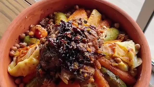 AMAZING: THE ART OF ARABIC COOKING 2: Moroccan couscous