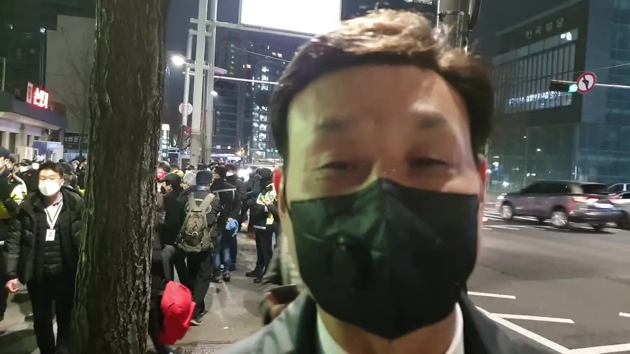 20200227_V3_S03(L6JEIyLFL0E)속은 많이 상하지만 일체 단합해서 힘을 내자고 외치시는