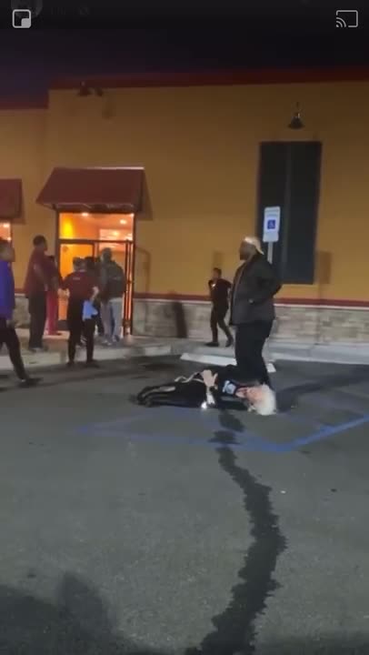 Customer assaulted outside Popeyes in Tennessee