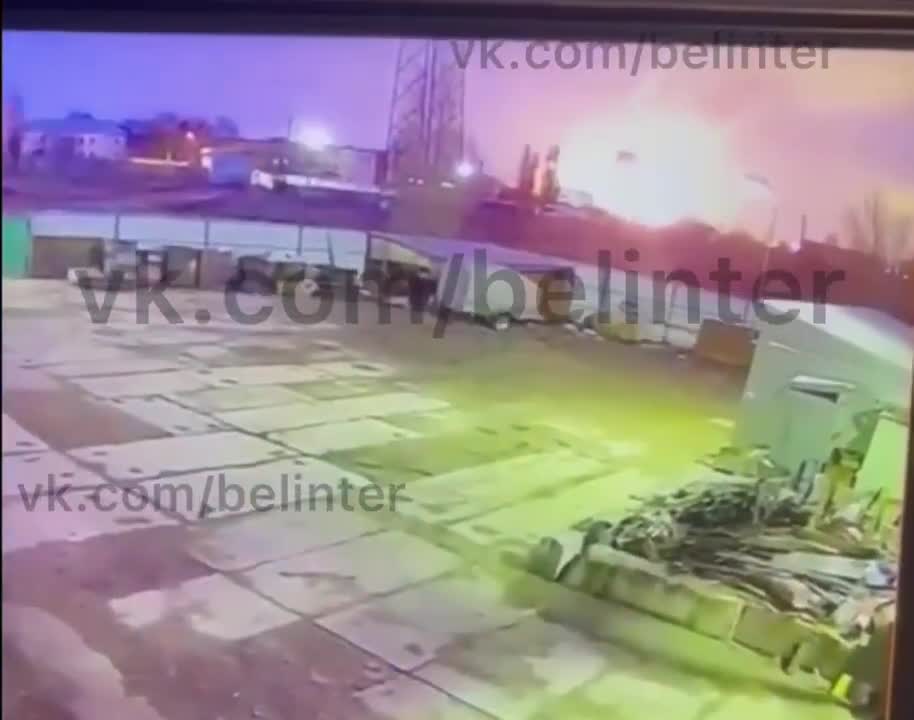 Ukrainian Mi-24 helicopters attack an oil depot in Russia Belgorod city.