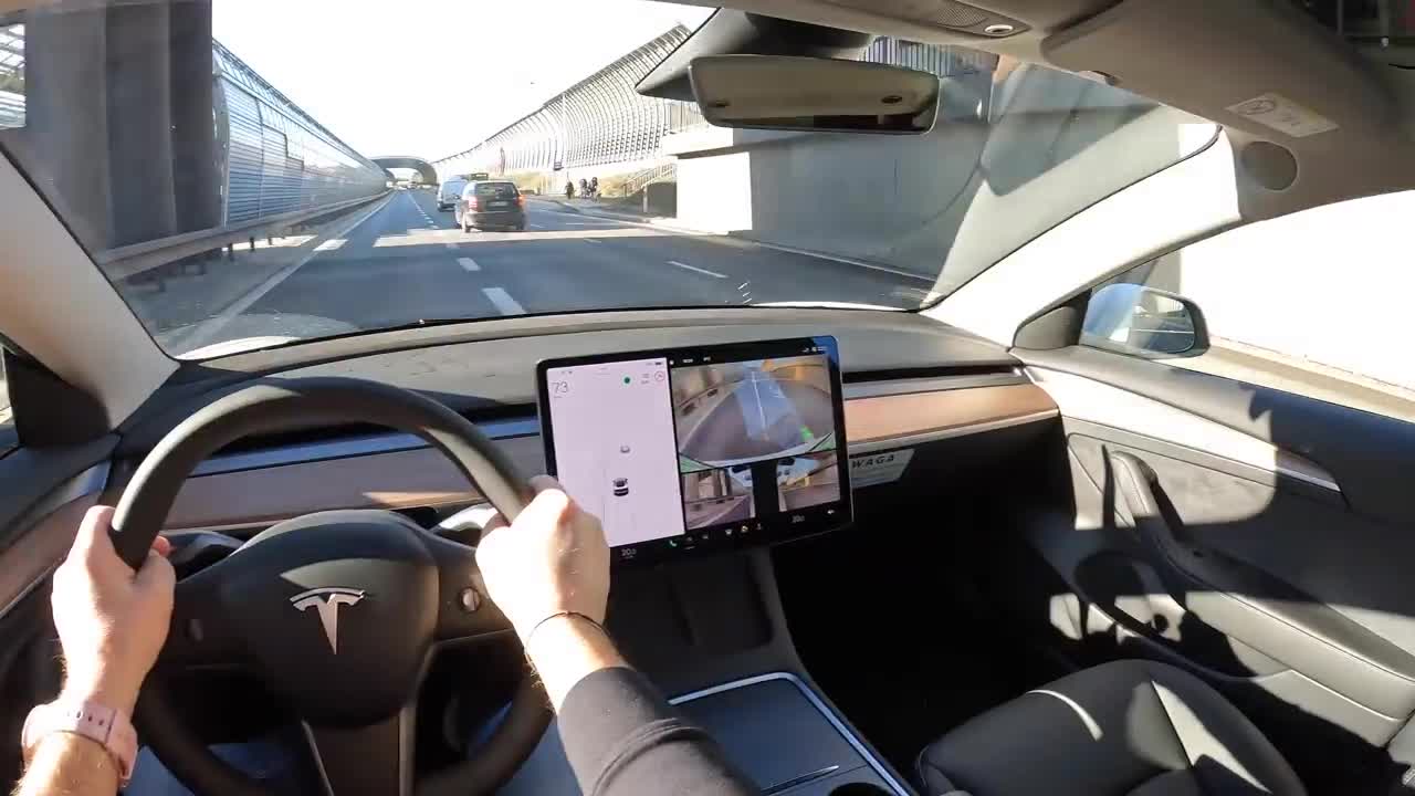 Tesls Model 3 POV Drive