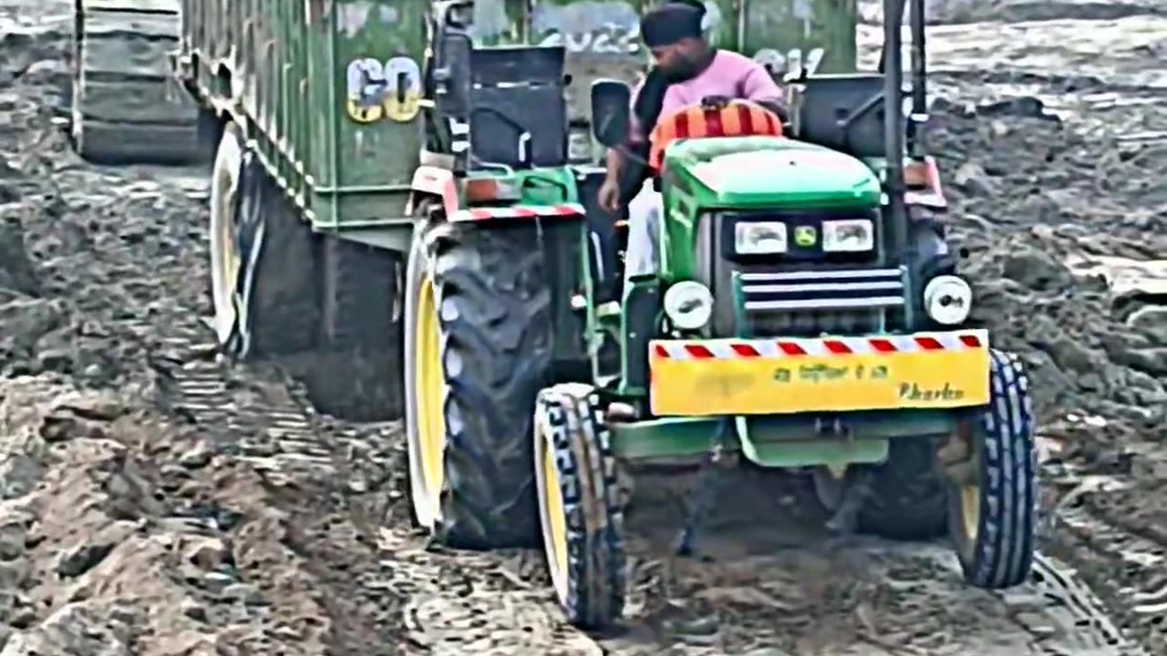 John Deere tractor 🚜 power