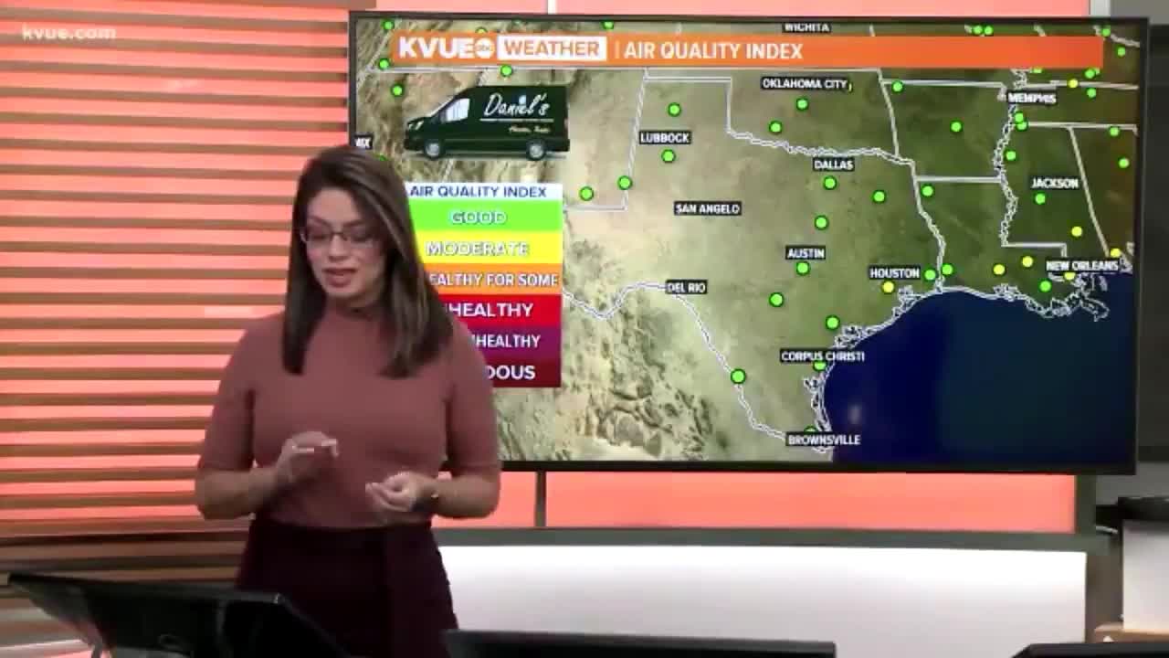 Texas Blackout - Weather Reporter Loses Power During Live Broadcast