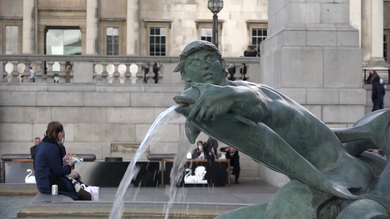 Trafalger Square Fountains London