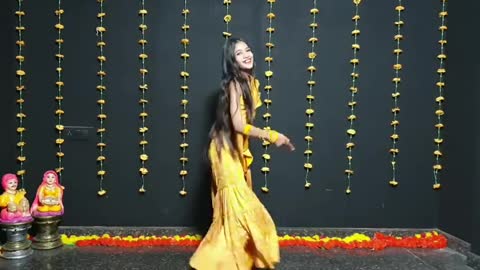 Dil Galti Kar Baitha Hai Hindi Song