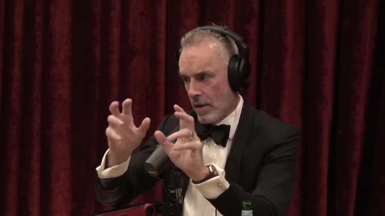 Joe Rogan - Jordan Peterson's Realization About the Bible