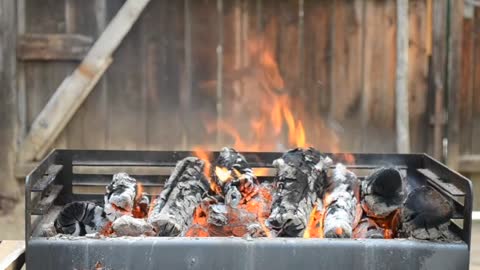 Outdoor Fireplace ambiance | Relaxing Firepit sounds | Crackling Fireplace Sounds