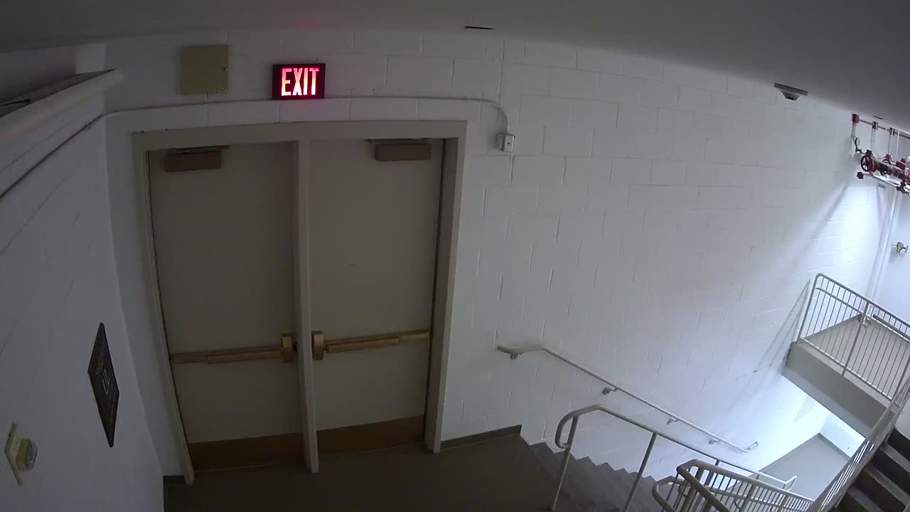 7179CVCULStair5North_2021-01-06_14h20min01s620ms.mp4