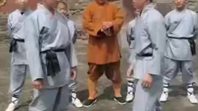 How Chinese fighter look like when they fight