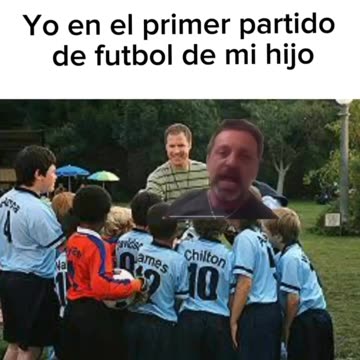 Yo en el primer partido de fútbol de mi hijo