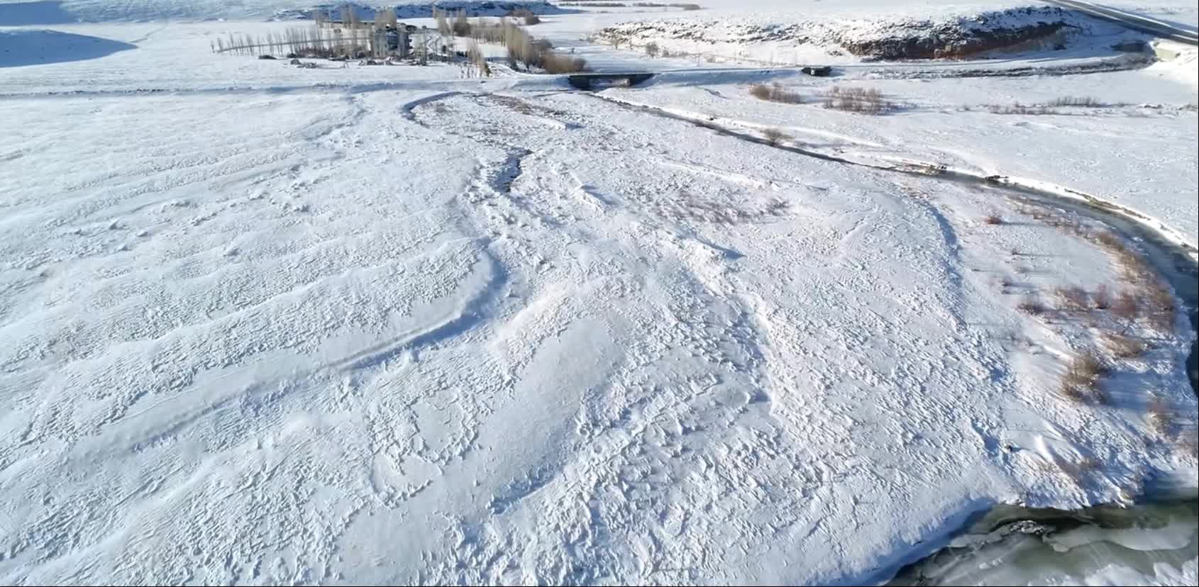 Snow valley