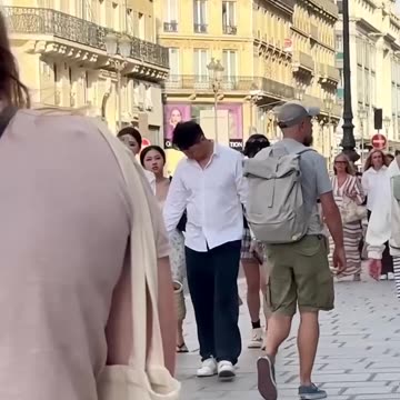 Social Experiment 🙏 Will Someone Help Me.