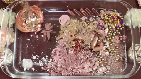 Mixing eyeshadow,makeup parts, lipsticks and glitters