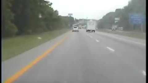 Dash cam video of police chase #camdash