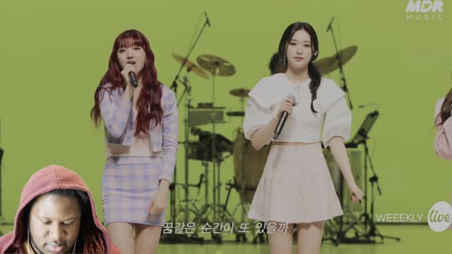 WEEEKLY - “strawberry moon (by IU)” Band LIVE Concert [it's Live] K-POP live music show