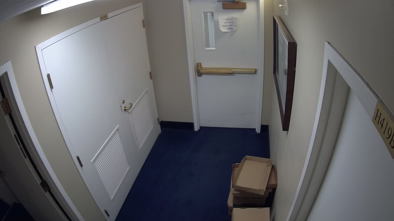 0450USCH04WestAtticnearH422_2021-01-06_01h00min00s783ms.mp4