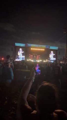 Jason Aldean CLOWNS Biden's 2020 Campaign In EPIC Takedown