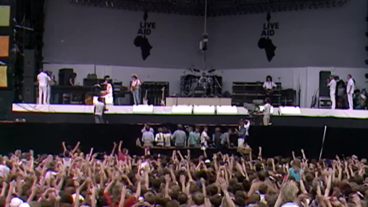 Queen - Bohemian Rhapsody (Live Aid 1985)