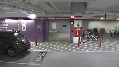 6086RHOBG3G308ALobbyEntrance_2021-01-05_15h40min01s933ms.mp4