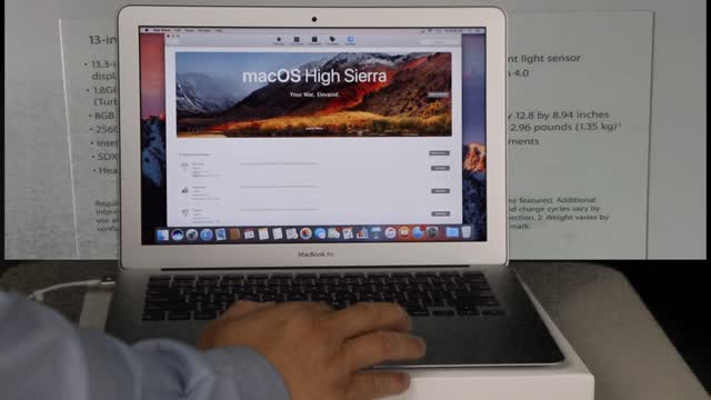 Macbook Air Early 2015 unboxing and quick setup