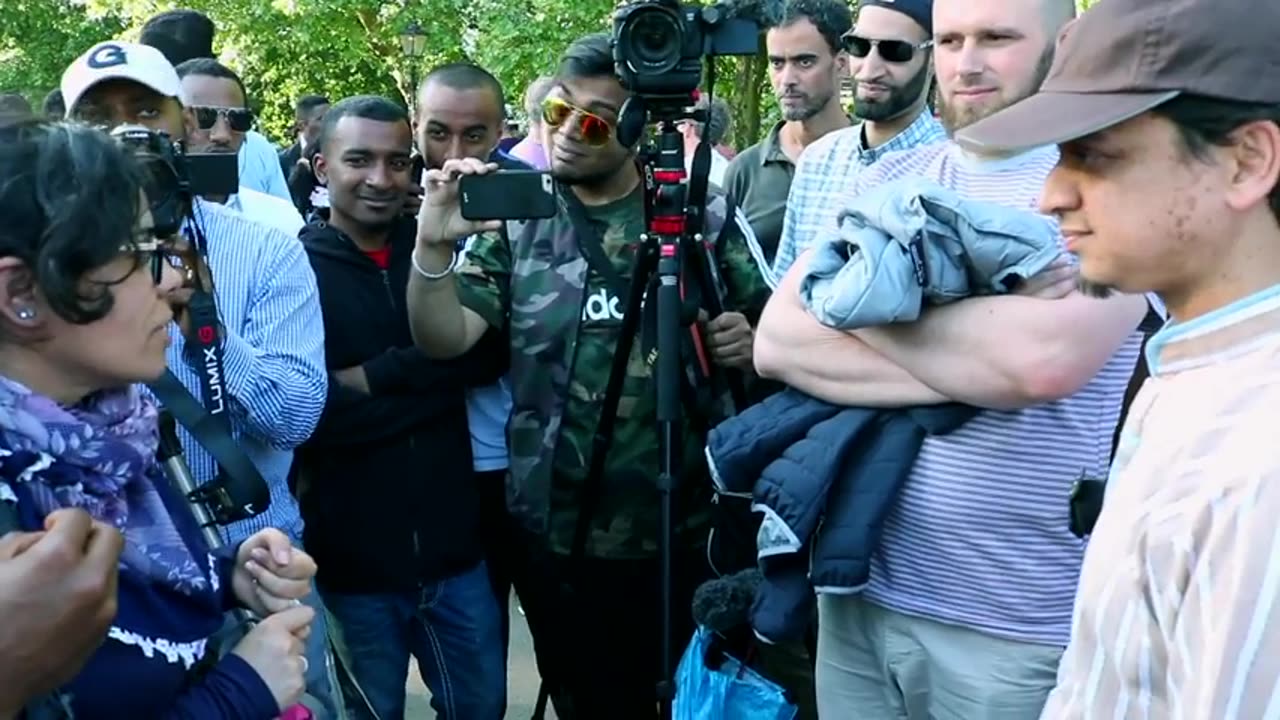 Exposing the lies of unchanged Quran Hatun Speakers Corner