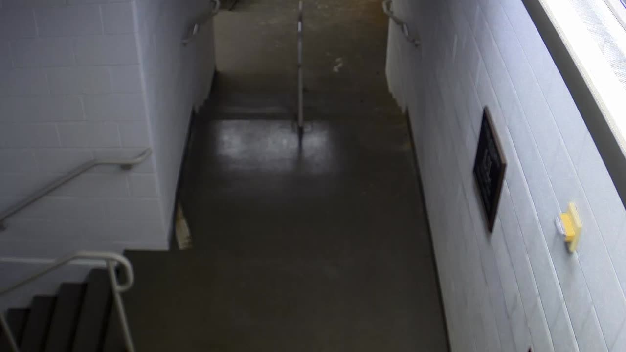 7187CVCULStair45North_2021-01-06_22h40min01s850ms.mp4