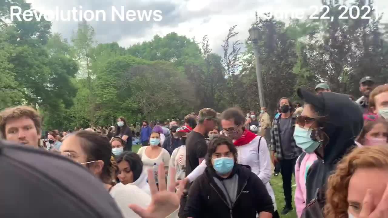Vaughan Anti-lockdown protest with no police presence