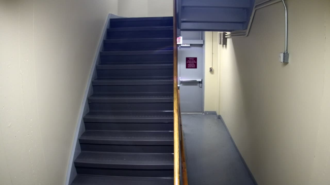 3865FHOB01Stair10_2021-01-06_09h00min00s857ms.mp4