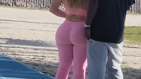 PLUS SIZE MODEL