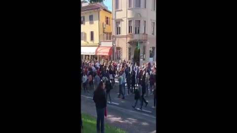 15 ottobre 2021: manifestazioni in tutta Italia contro il green pass