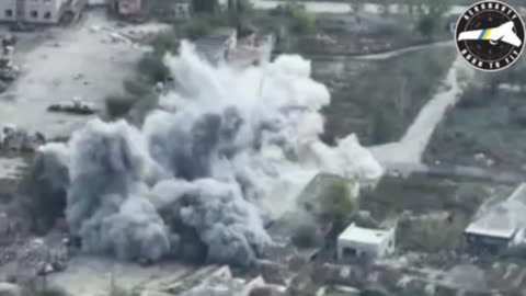 Ukrainian Airstrike Demolishes Building Used As Command Post Across River from Kherson