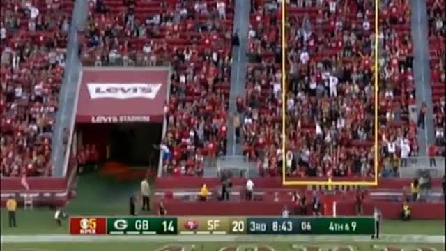 Packers kicker missed everything including the net..LMAO