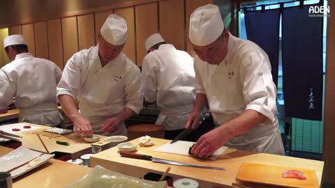 Sushi Rolls - Restaurant in Tokyo - Japanese Cuisine