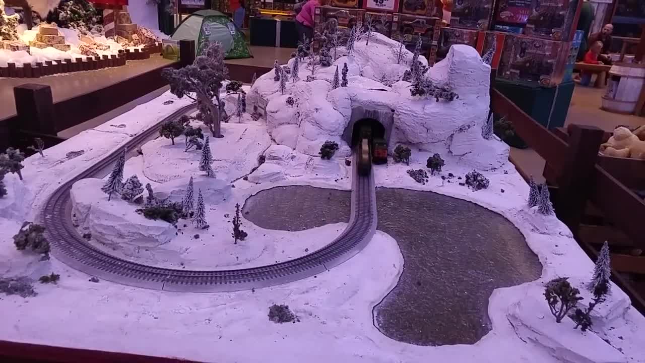 Christmas Trains at Bass Pro Shops