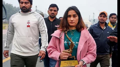 Protest against sexual harassment, Indian women athletes return medals.