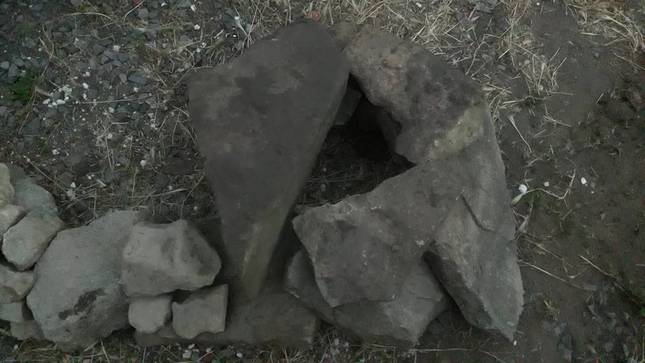 Place for a lantern in the garden